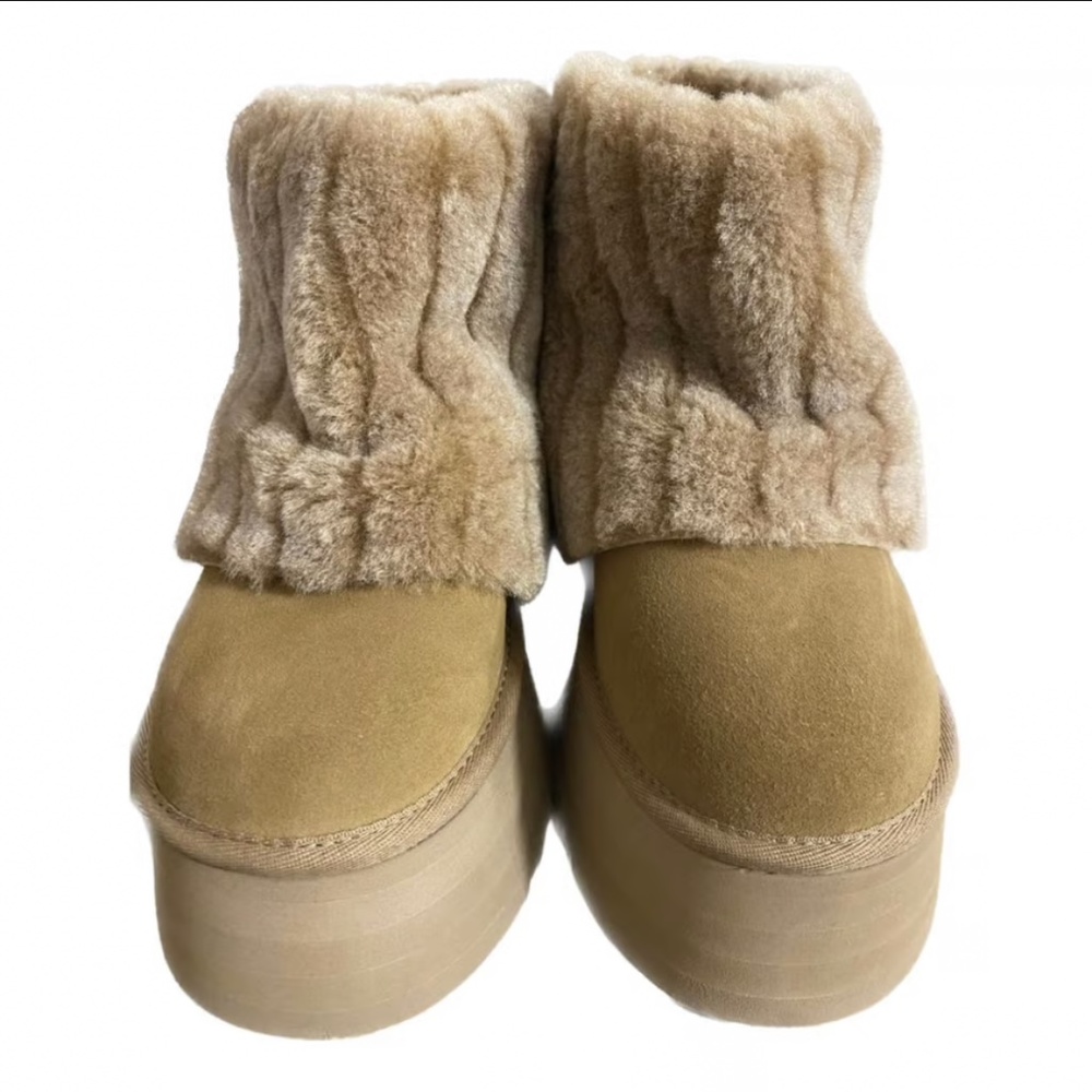 UGG MINI SHERPA CORDUROY!! (RARE)